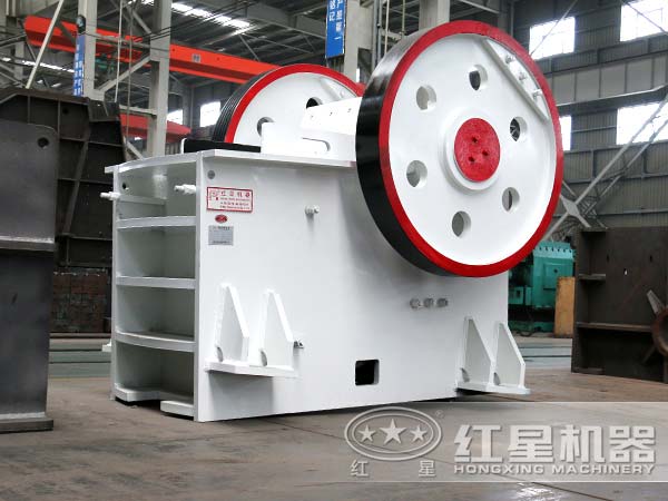 1215廢鋼鄂式破碎機(jī)多少錢(qián)一臺(tái)？預(yù)期產(chǎn)值可達(dá)多少噸？