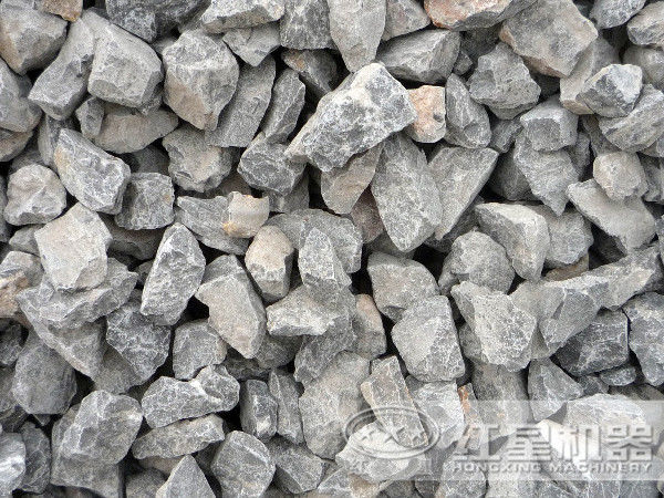 破碎石灰石推薦使用移動碎石機_體積小、效率高、運行無噪音
