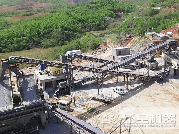 能把石塊破碎成石子的打石機(jī)多少錢？怎么配置？