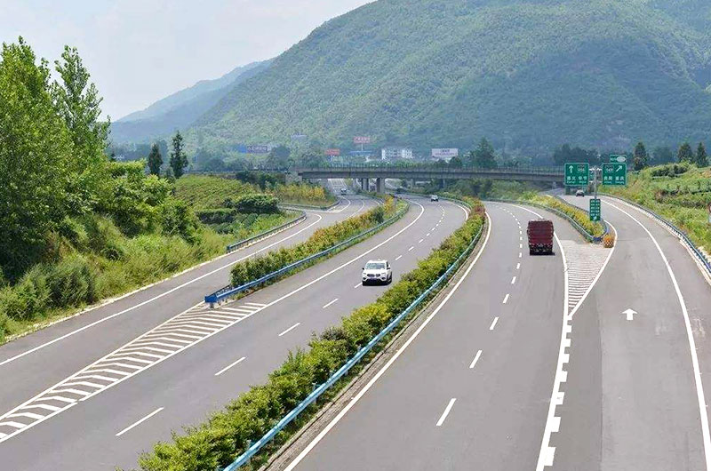 公路瀝青用礦粉設(shè)備多少錢一套？